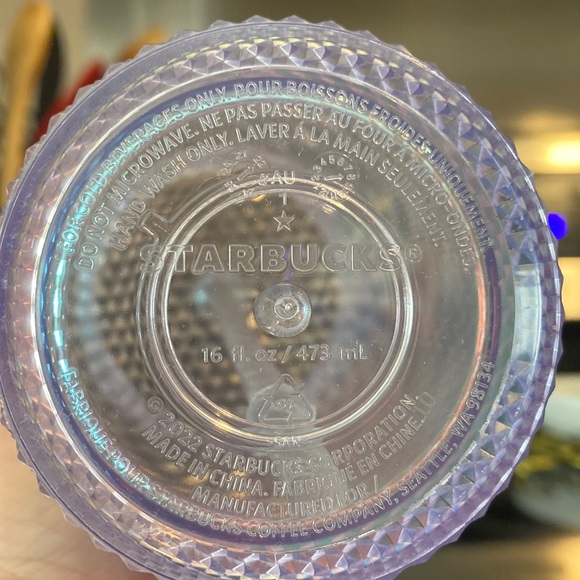 EUC - Starbucks Grande Cold Cup Tumbler Summer 2023 Release - Picture 3 of 5